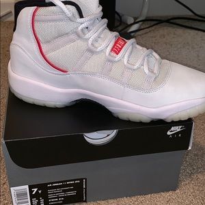 Air Jordan 11 Retro Gradeschool